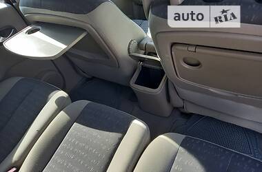 Минивэн Renault Megane Scenic 2005 в 
