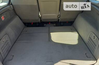 Минивэн Renault Megane Scenic 2005 в 