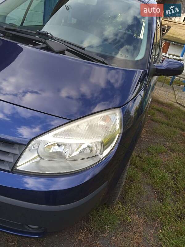 Мінівен Renault Megane Scenic 2005 в Гайвороні
