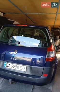 Минивэн Renault Megane Scenic 2005 в 