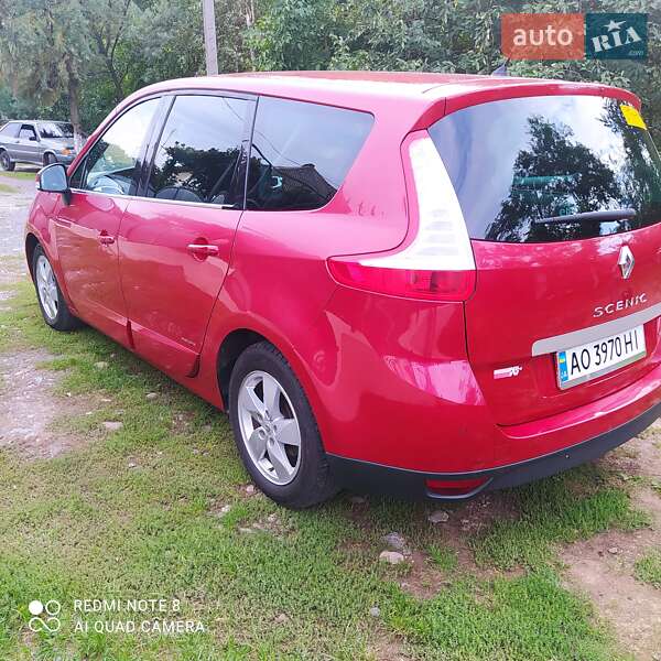 Минивэн Renault Megane Scenic 2009 в Мукачево