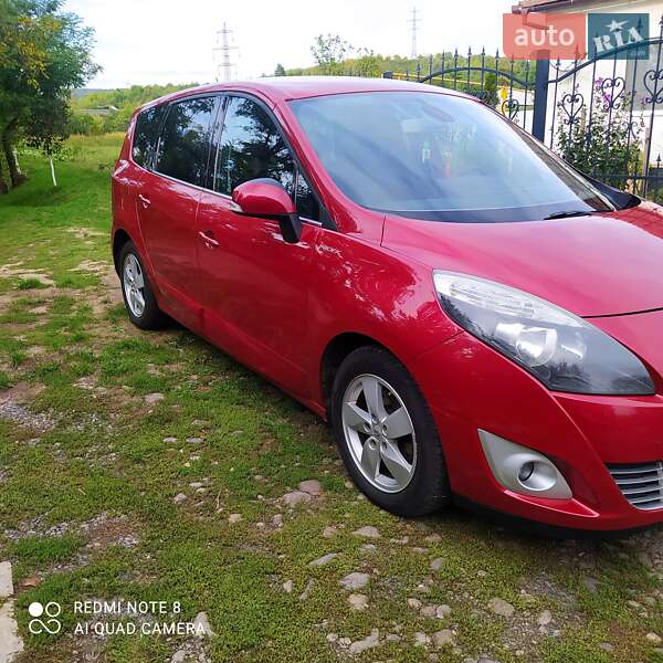 Минивэн Renault Megane Scenic 2009 в Мукачево