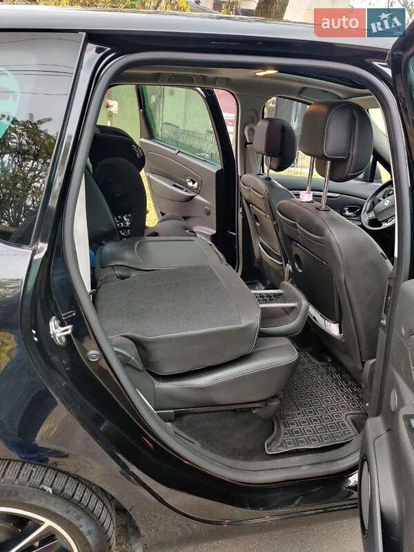 Мінівен Renault Megane Scenic 2013 в Одесі