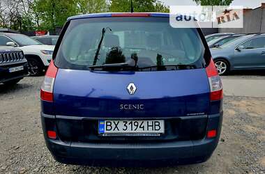 Минивэн Renault Megane Scenic 2005 в 