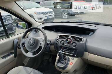 Минивэн Renault Megane Scenic 2005 в 