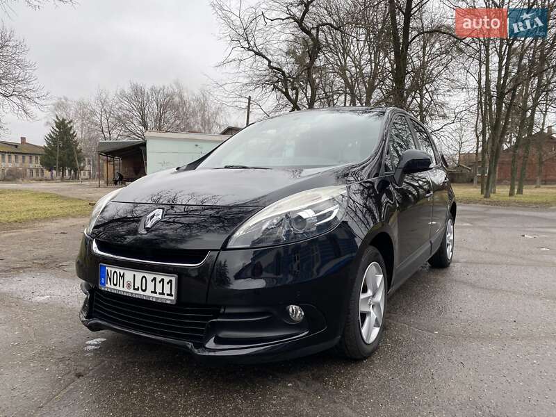 Минивэн Renault Megane Scenic 2012 в Лебедине