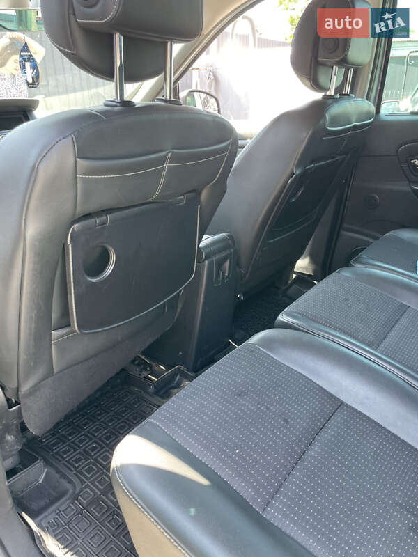 Мінівен Renault Megane Scenic 2013 в Запоріжжі