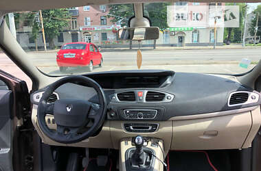 Минивэн Renault Megane Scenic 2010 в Кривом Роге