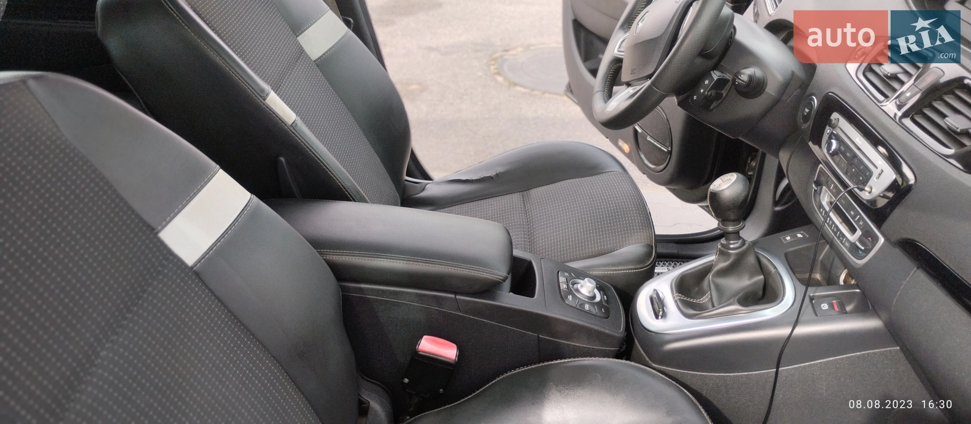 2012 Renault Scenic - фото 1