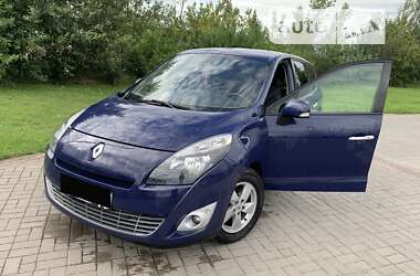 Минивэн Renault Megane Scenic 2010 в Нововолынске
