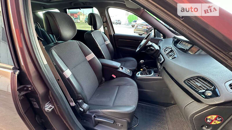 Мінівен Renault Megane Scenic 2012 в Києві фото 18 Мінівен Renault Megane Scenic 2012 в Києві