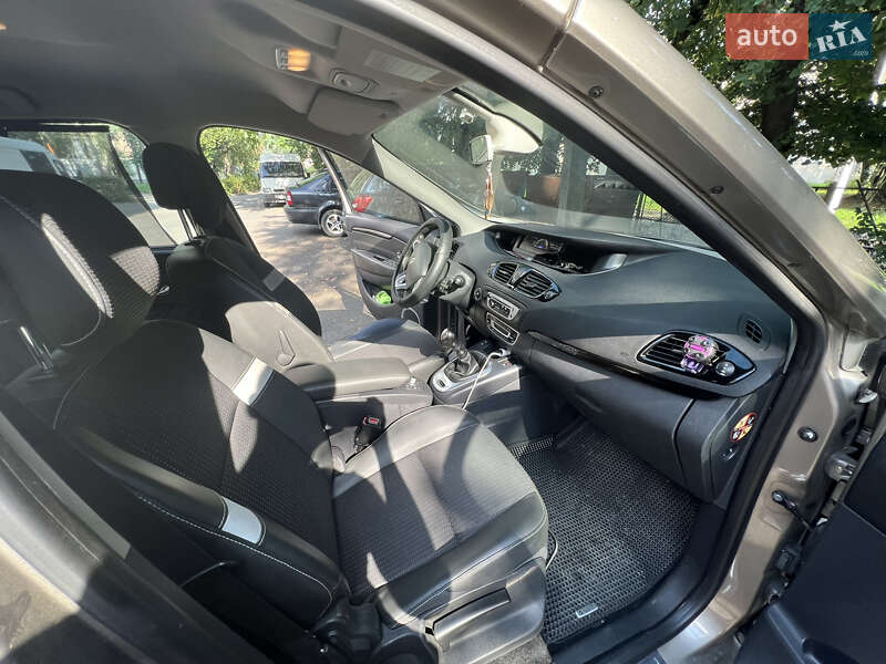 Минивэн Renault Megane Scenic 2012 в Мукачево