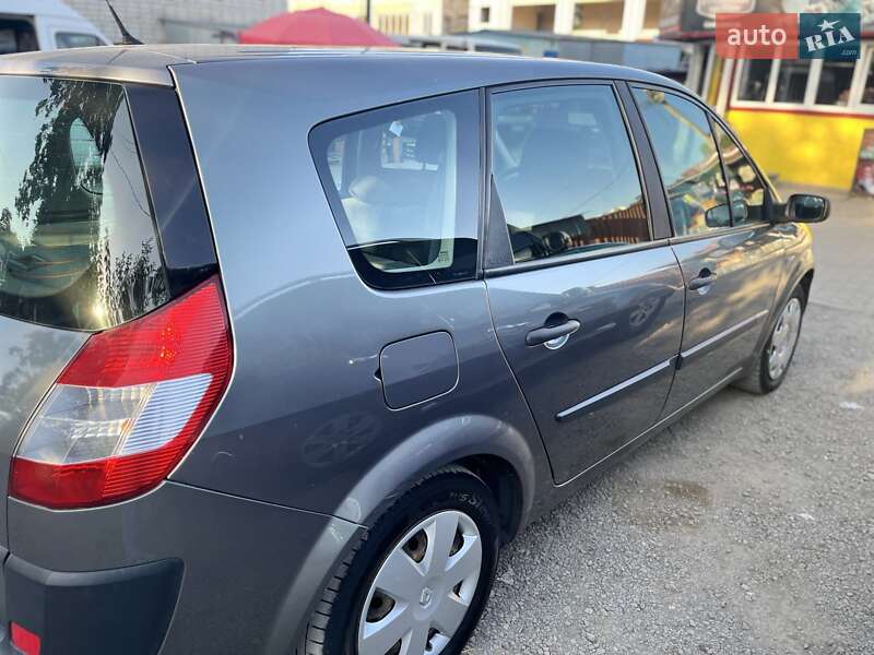 Минивэн Renault Megane Scenic 2005 в Каменец-Подольском