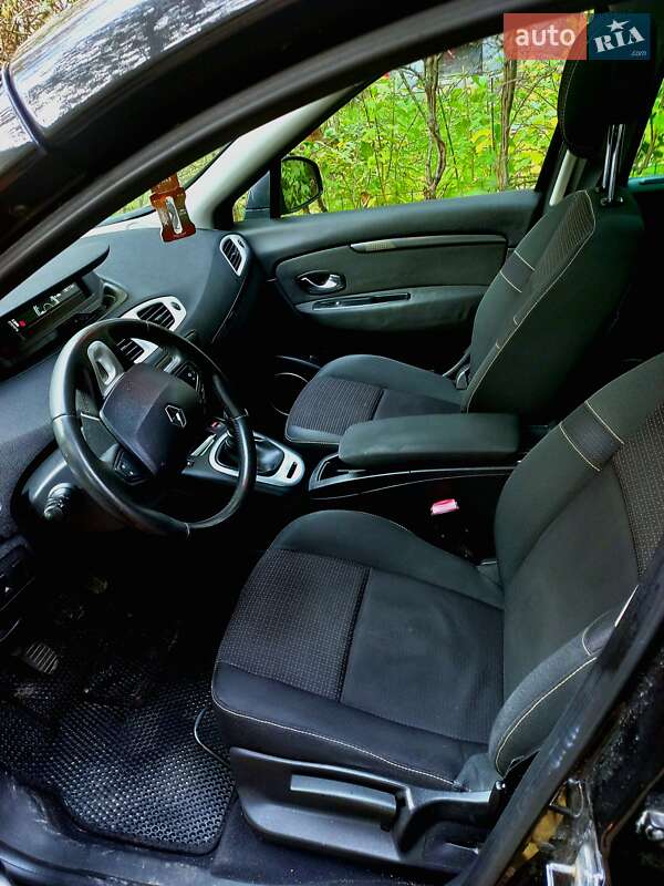 Минивэн Renault Megane Scenic 2010 в Львове