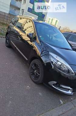 Минивэн Renault Megane Scenic 2014 в Броварах