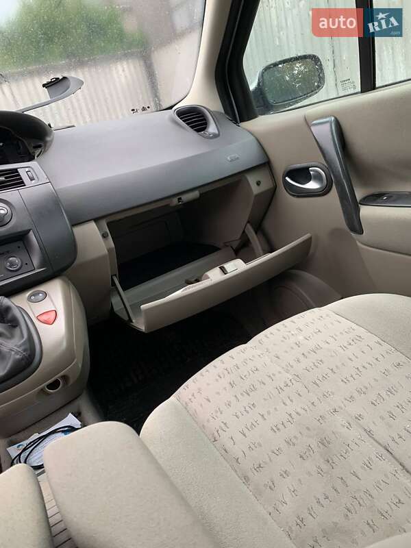 Минивэн Renault Megane Scenic 2004 в Ковеле