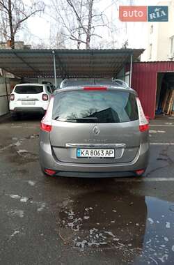 Минивэн Renault Megane Scenic 2016 в Киеве