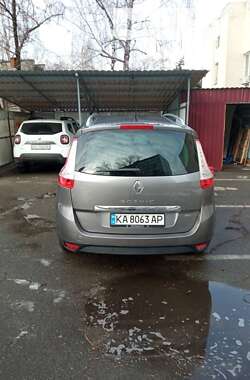 Минивэн Renault Megane Scenic 2016 в Киеве