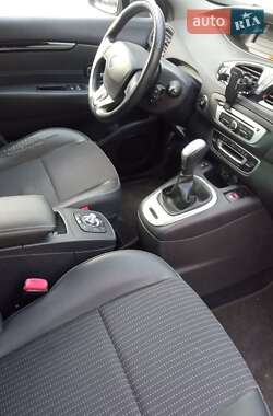 Минивэн Renault Megane Scenic 2016 в Киеве