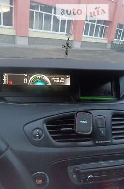 Минивэн Renault Megane Scenic 2013 в Ямполе