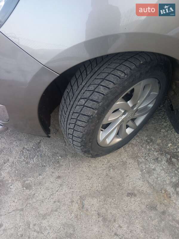 Минивэн Renault Megane Scenic 2012 в Тячеве