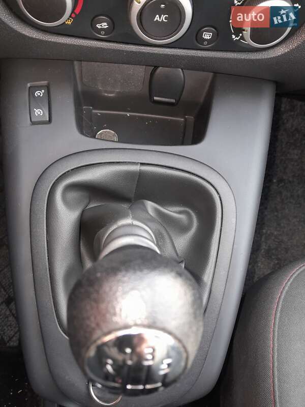 Минивэн Renault Megane Scenic 2016 в Кривом Роге