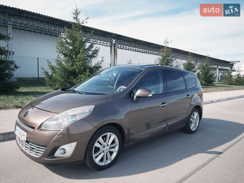 Минивэн Renault Megane Scenic 2010 в Коростене