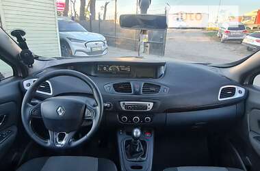 Минивэн Renault Megane Scenic 2013 в Киеве