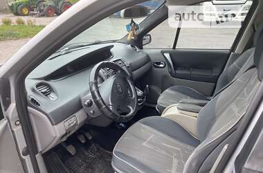 Минивэн Renault Megane Scenic 2004 в Красилове