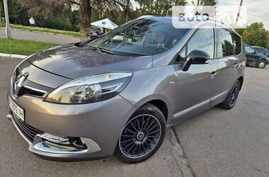 Минивэн Renault Megane Scenic 2015 в 