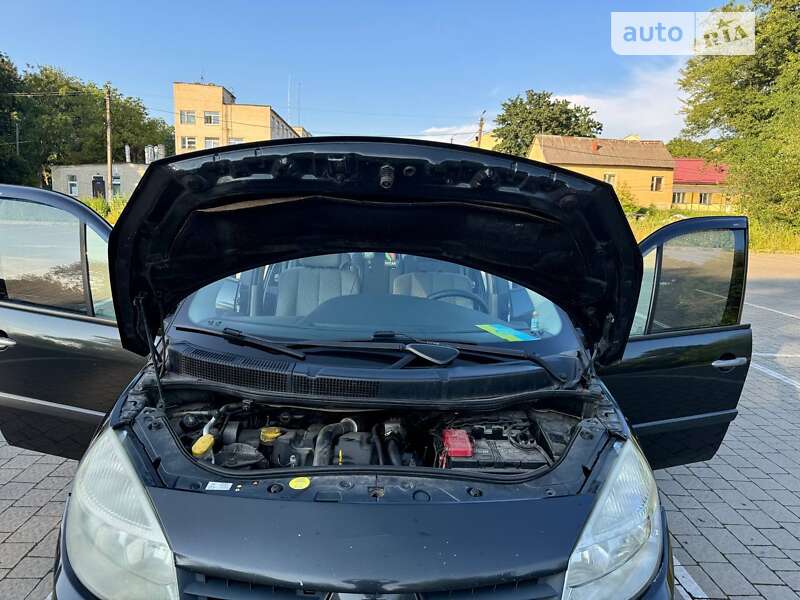Мінівен Renault Megane Scenic 2009 в Львові