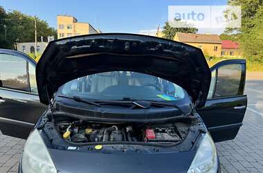 Минивэн Renault Megane Scenic 2009 в 