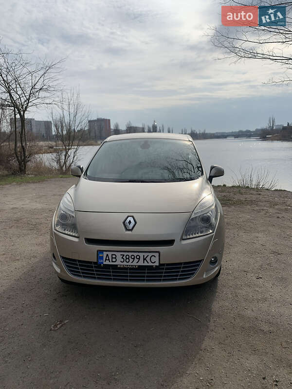 Минивэн Renault Megane Scenic 2009 в Виннице