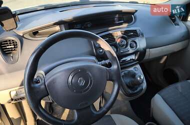 Минивэн Renault Megane Scenic 2003 в 