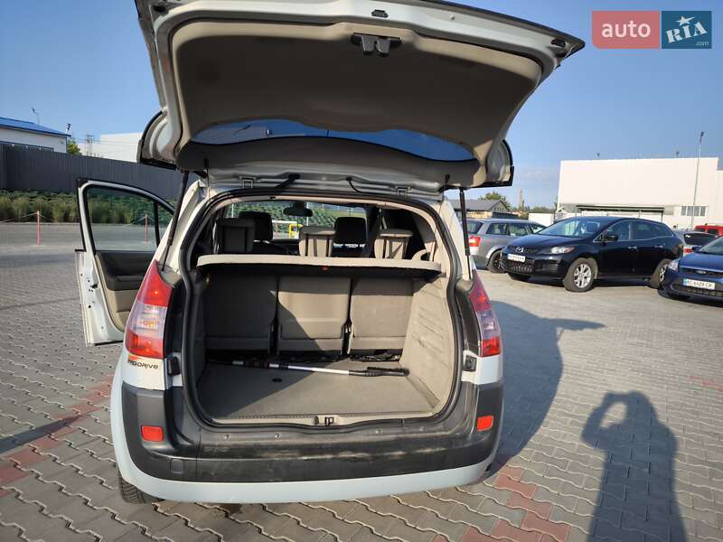 Минивэн Renault Megane Scenic 2003 в Луцке
