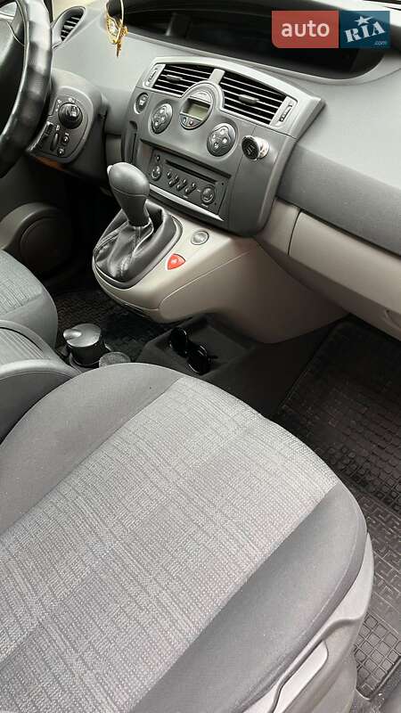 Мінівен Renault Megane Scenic 2006 в Хмельницькому