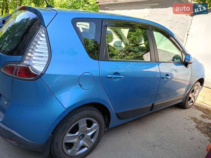 Минивэн Renault Megane Scenic 2012 в Харькове