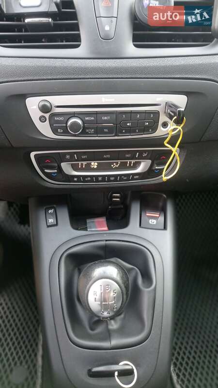 Минивэн Renault Megane Scenic 2016 в Тернополе фото 18 Минивэн Renault Megane Scenic 2016 в Тернополе