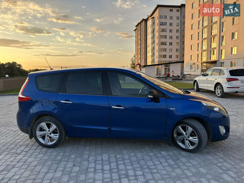 Минивэн Renault Megane Scenic 2011 в Тернополе