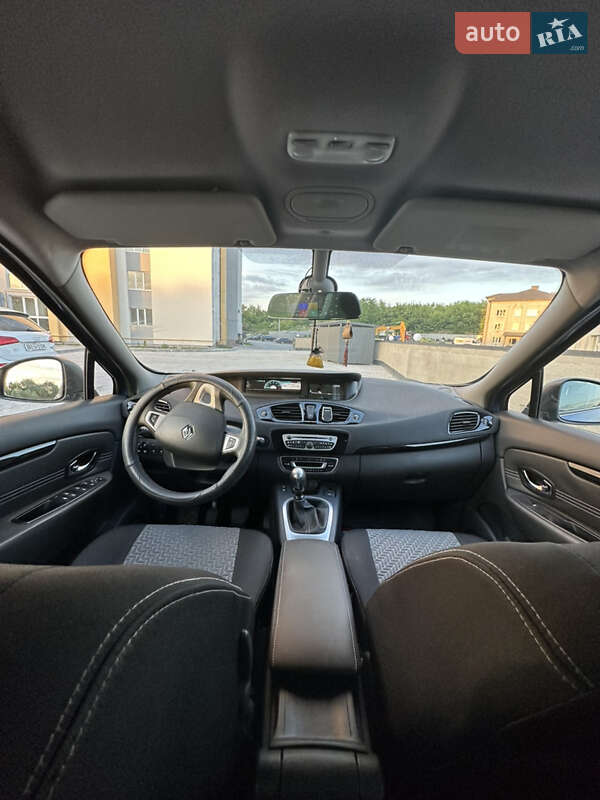 Минивэн Renault Megane Scenic 2011 в Тернополе