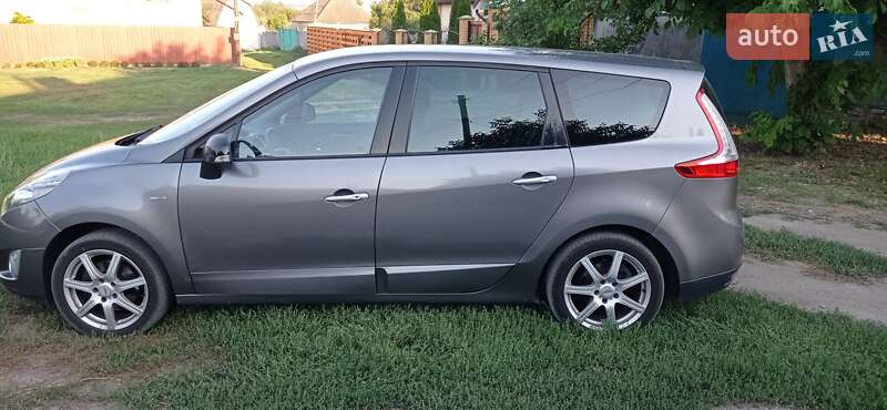 Минивэн Renault Megane Scenic 2011 в Харькове