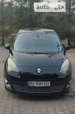 Мінівен Renault Megane Scenic 2011 в Хмельницькому