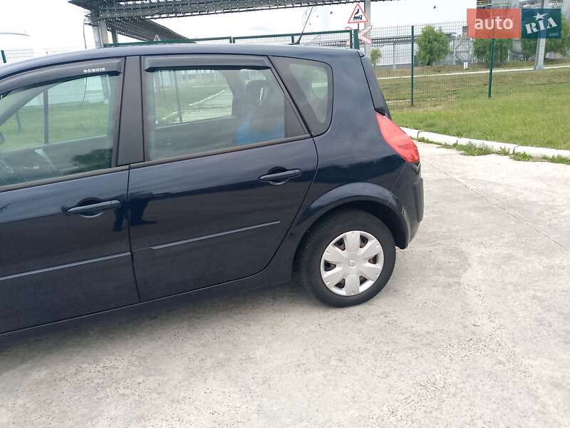 Минивэн Renault Megane Scenic 2008 в Коростене