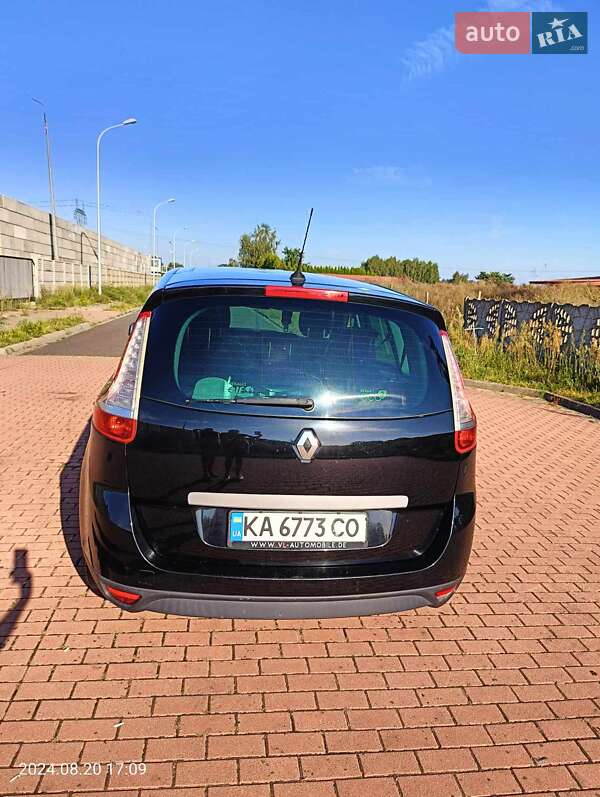 Минивэн Renault Megane Scenic 2011 в Киеве