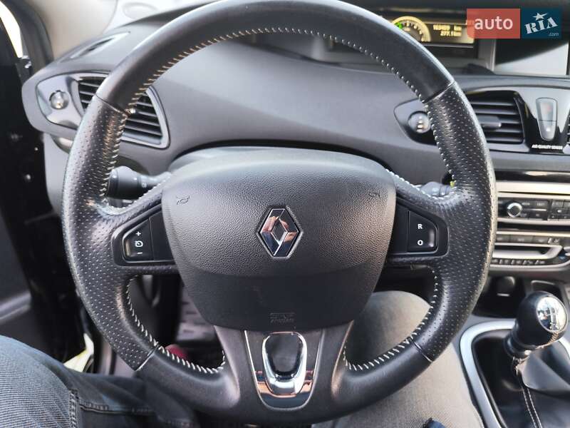 Минивэн Renault Megane Scenic 2013 в Дубно фото 36 Минивэн Renault Megane Scenic 2013 в Дубно