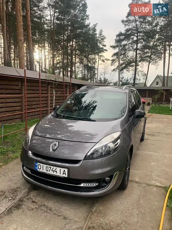 Renault Megane Scenic 2013