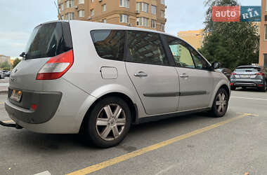 Минивэн Renault Megane Scenic 2005 в 