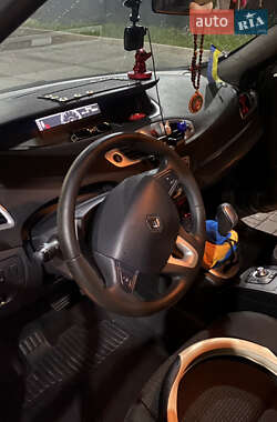 Минивэн Renault Megane Scenic 2010 в 