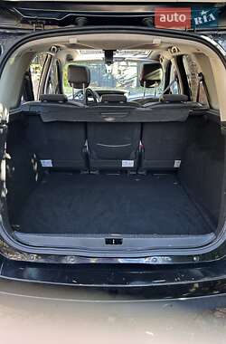 Минивэн Renault Megane Scenic 2012 в 