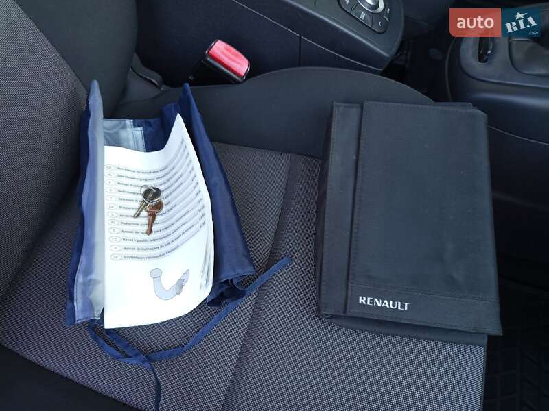Минивэн Renault Megane Scenic 2014 в Теофиполе